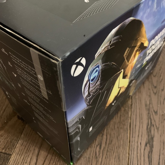 Xbox Series X Console - Picture 3 of 4